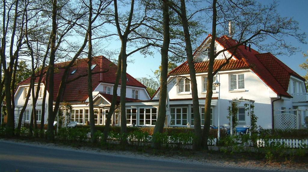 Hotel Haus Kranich Преров Экстерьер фото